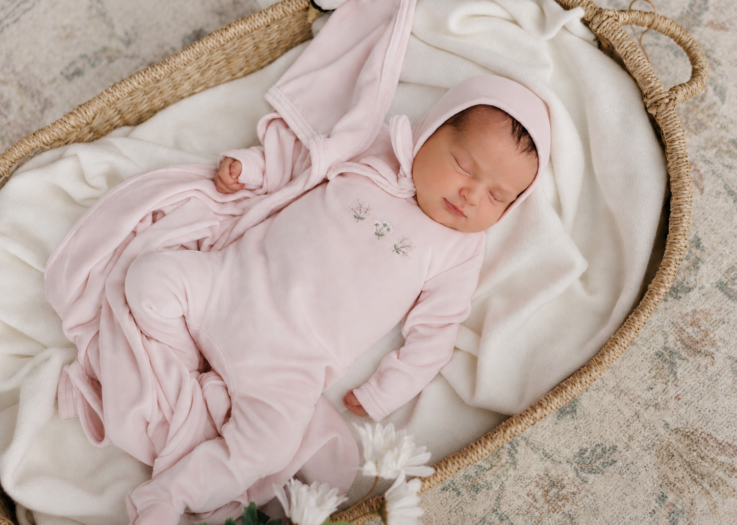 Detailed Velour Blanket - Rose
